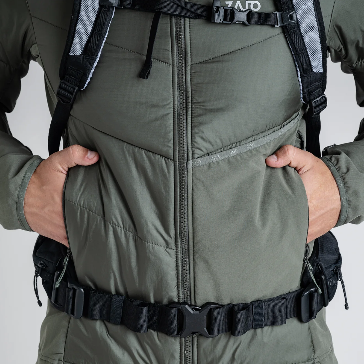 Spiro Men's Insulated Hybrid Jacket — Black