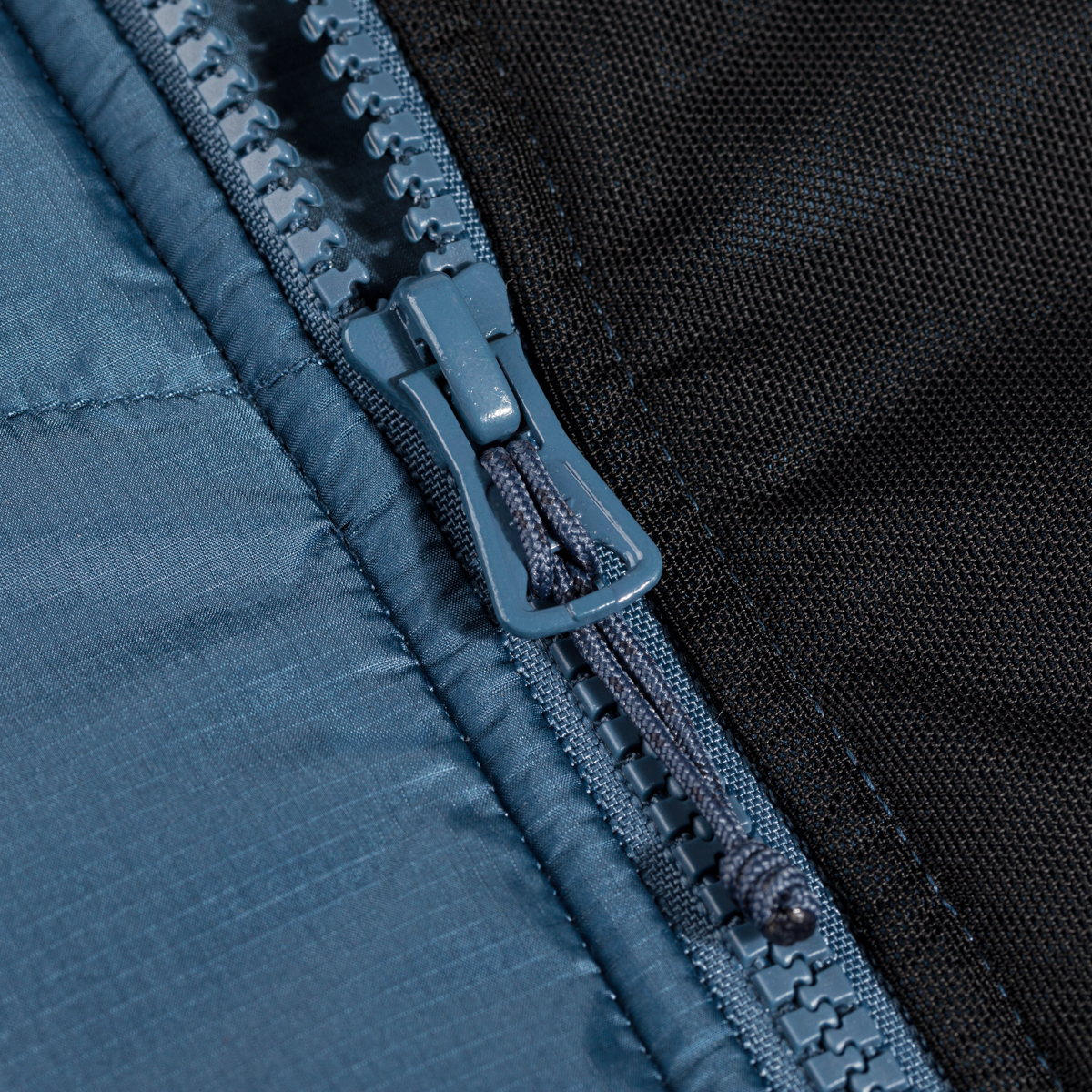 Spiro Men's Insulated Hybrid Jacket — Blue