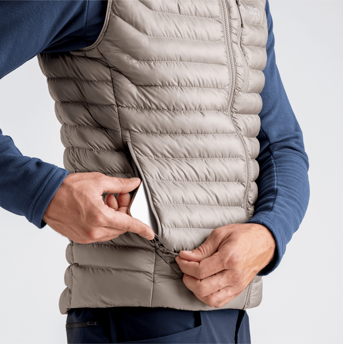 Nubaro Men's Insulated Vest — Navy