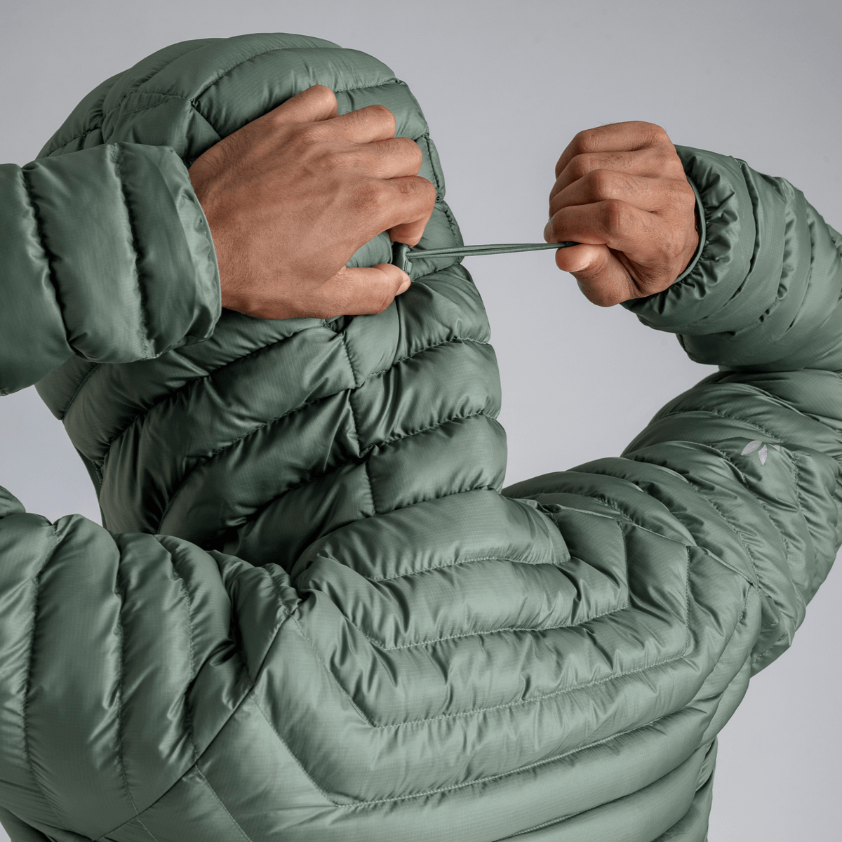 Nubaro Men's Insulated Hooded Jacket — Thyme Green